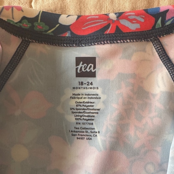 Tea Collection Multicolor Floral Kids Rashguard - Picture 5 of 5